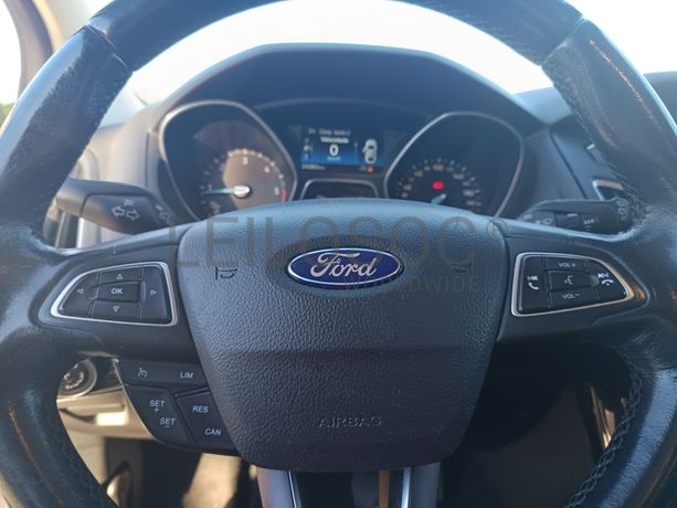 Ford Focus · Ano 2015