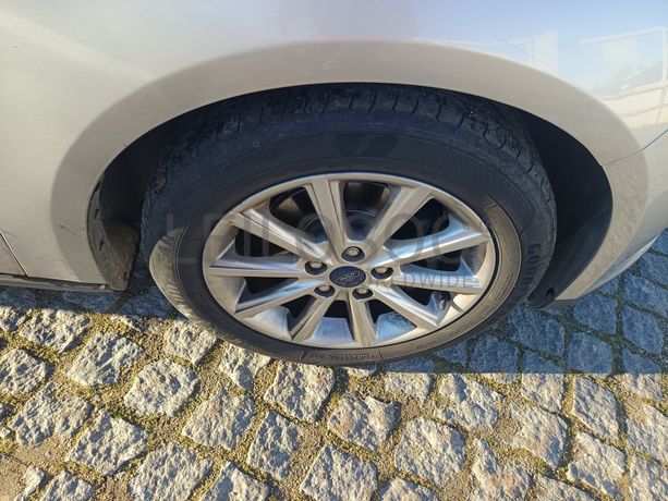 Ford Focus · Ano 2015