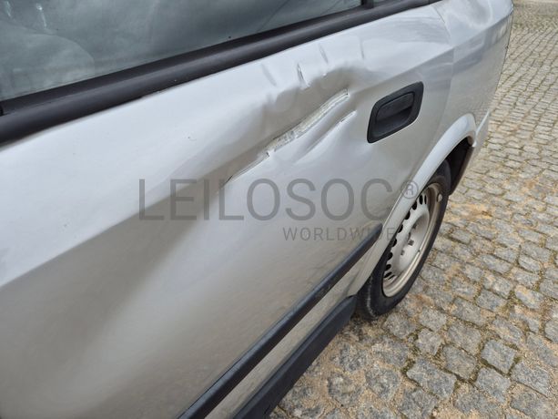 Opel Astra · Ano 2001