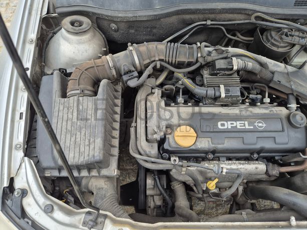 Opel Astra · Ano 2001