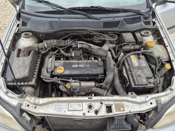 Opel Astra · Ano 2001