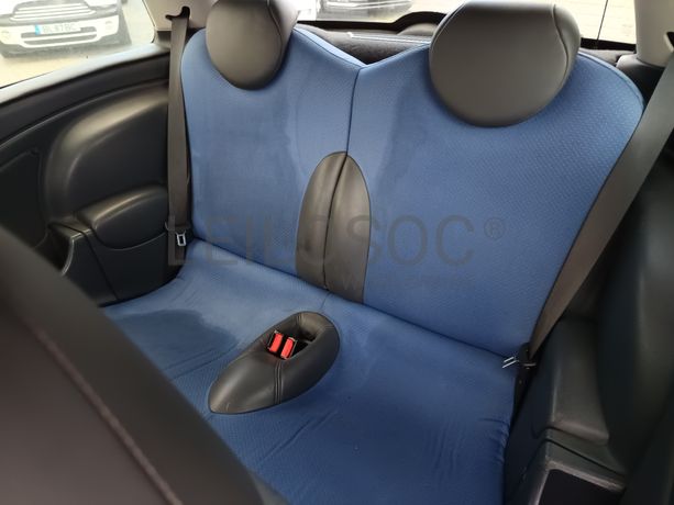 Mini Cooper S · Ano 2003