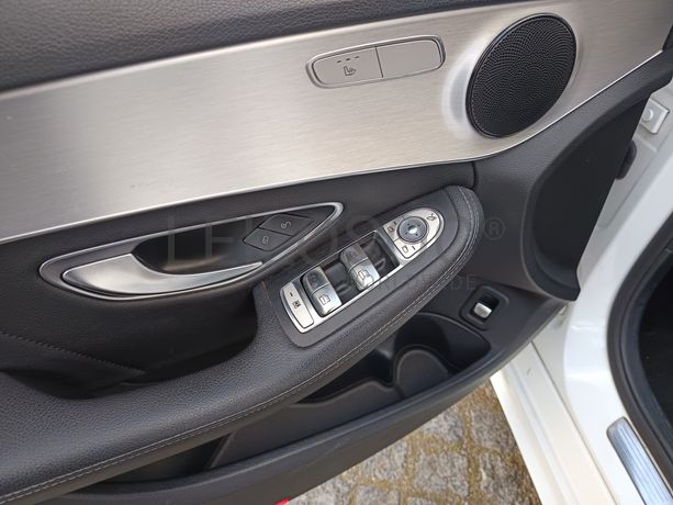Mercedes-Benz C180D · Ano 2018