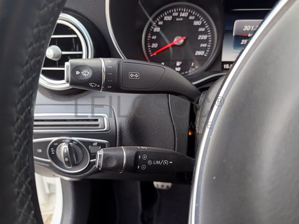 Mercedes-Benz C180D · Ano 2018