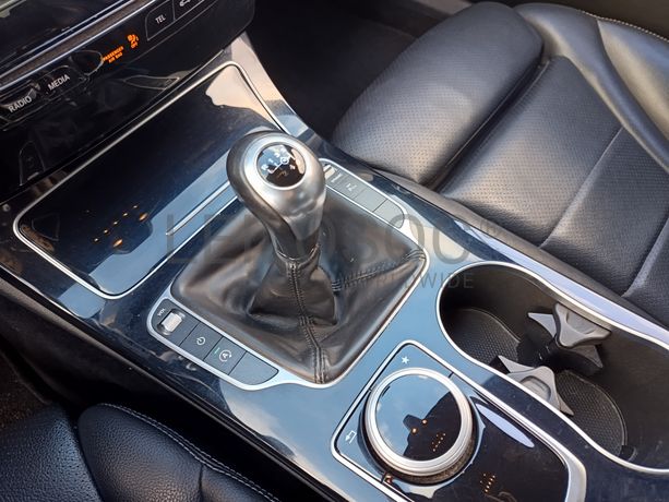 Mercedes-Benz C180D · Ano 2018