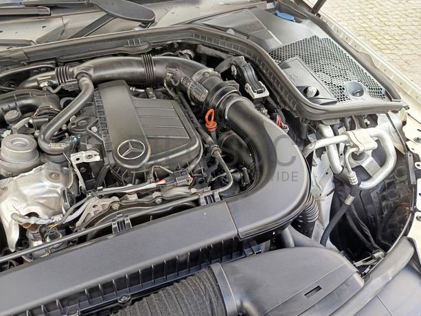 Mercedes-Benz C180D · Ano 2018
