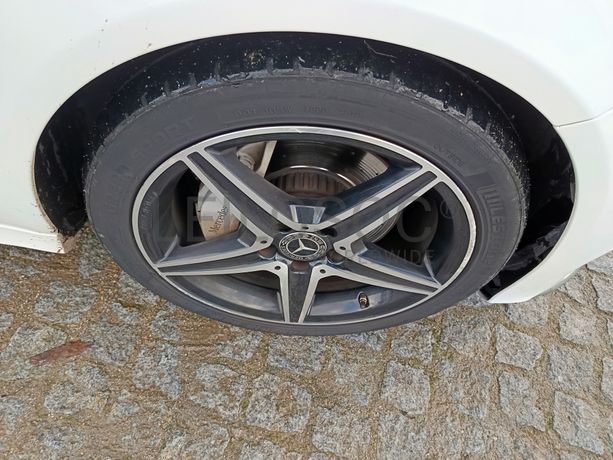Mercedes-Benz C180D · Ano 2018