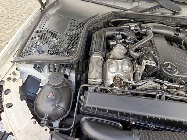 Mercedes-Benz C180D · Ano 2018