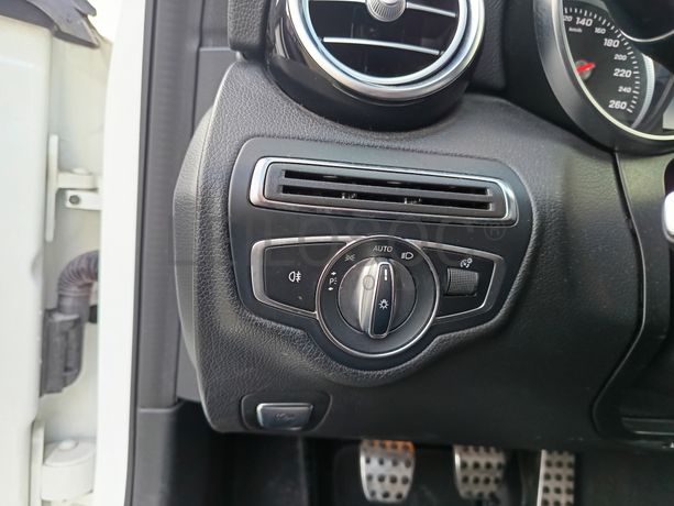 Mercedes-Benz C180D · Ano 2018