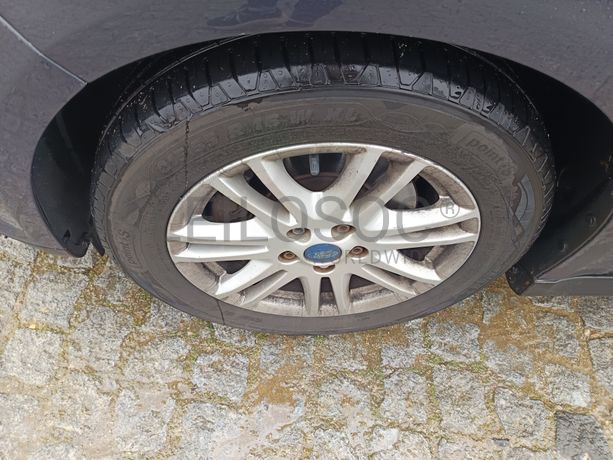 Ford Grand C-Max · Ano 2014 · 7 Lugares