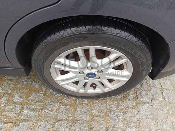 Ford Grand C-Max · Ano 2014 · 7 Lugares