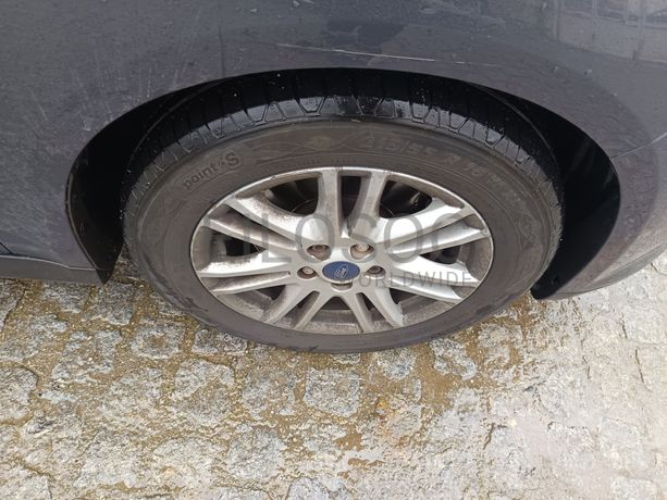 Ford Grand C-Max · Ano 2014 · 7 Lugares