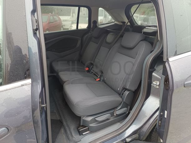 Ford Grand C-Max · Ano 2014 · 7 Lugares