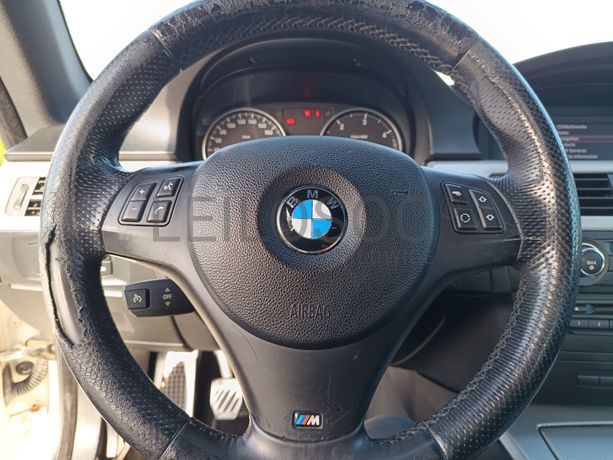 BMW 320D · Ano 2009