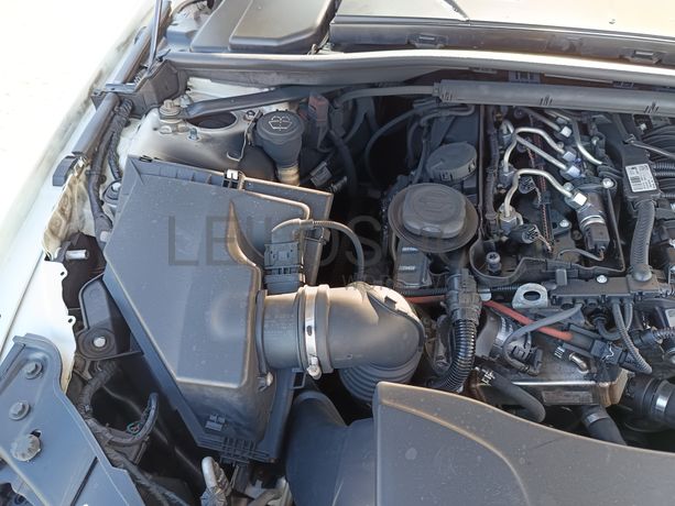 BMW 320D · Ano 2009