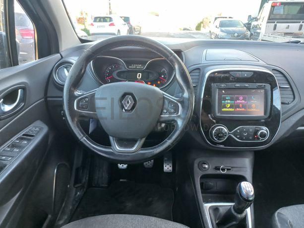 Renault Captur · Ano 2017