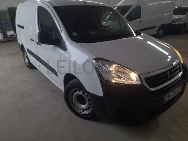 Peugeot Partner · Ano 2018