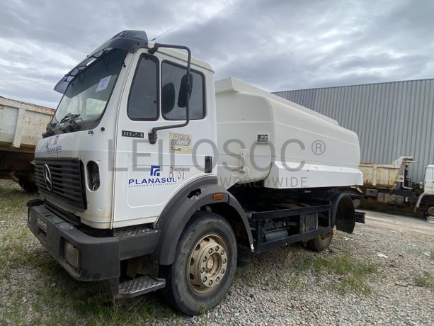 Camião Cisterna MERCEDES HD-KA329