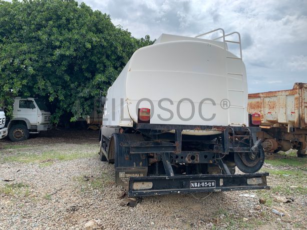 Camião Cisterna MERCEDES HD-KA329