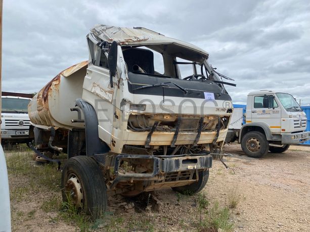 Camião Cisterna de Água VOLKSWAGEN Worker 31-310