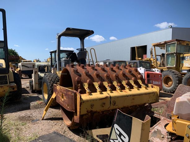 Cil. Auto-Prop. CATERPILAR CS 533 E