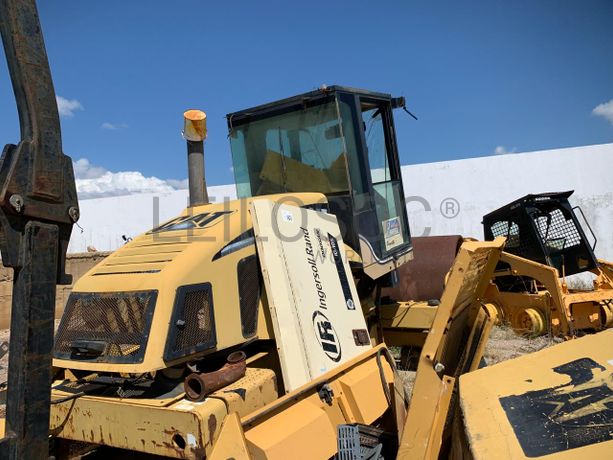 Cil. Auto-Prop. CATERPILAR CS 583 E