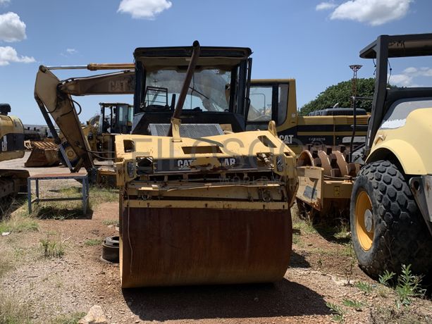 Cil. Auto-Prop. CATERPILAR CB 534 D