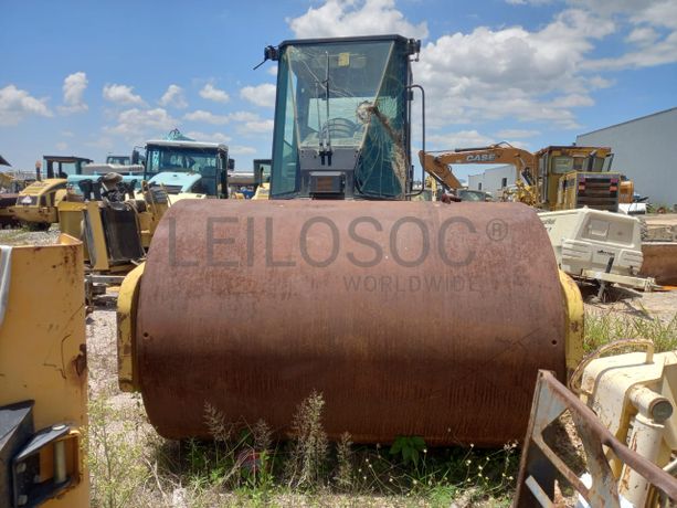 Cil. Auto-Prop. CATERPILAR CS 583 E (5)