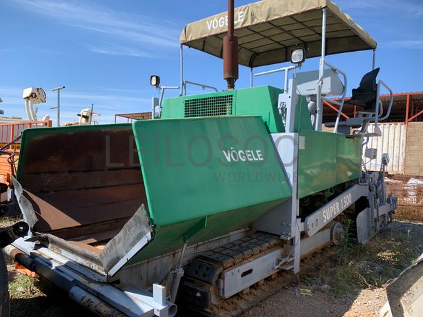 Espalhadora de Asfalto VOGELE SUPER 1500