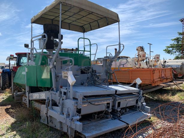 Espalhadora de Asfalto VOGELE SUPER 1500