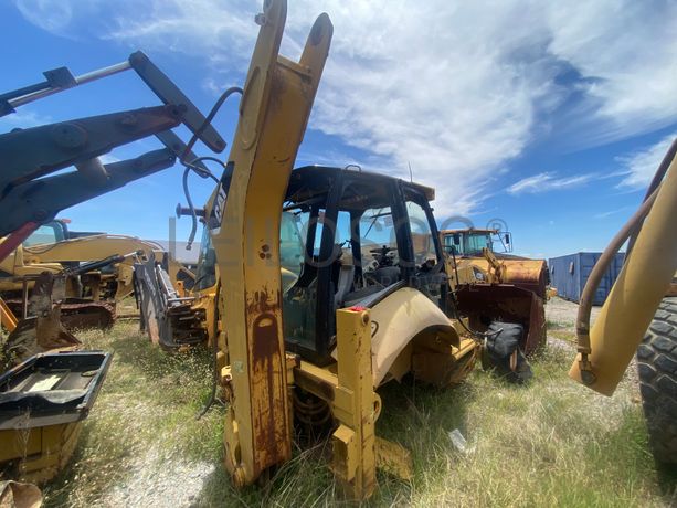 Retroescavadora CATERPILAR 428 E