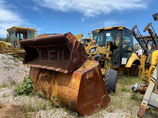 Retroescavadora CATERPILAR 428 E