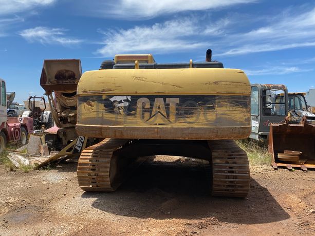 Escavadora CATERPILAR 325 CLN