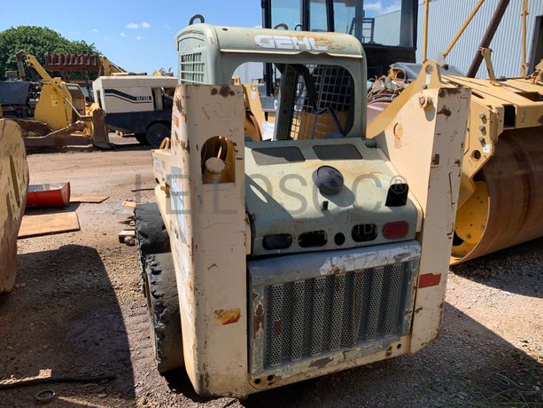 Mini Pá Carregadora GEHL 4640