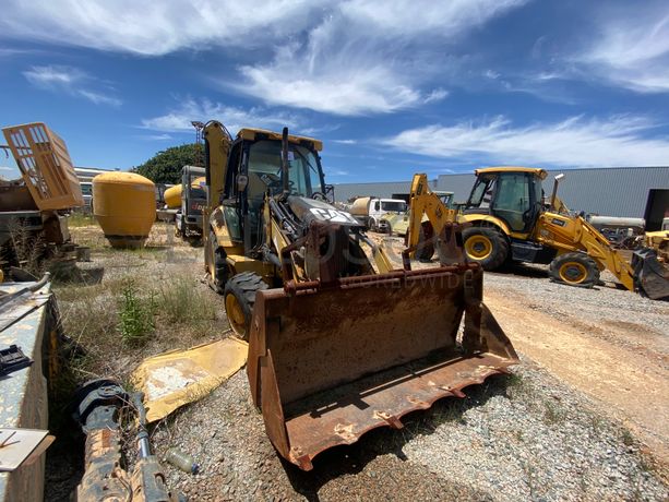 Retroescavadora CATERPILAR 428 E