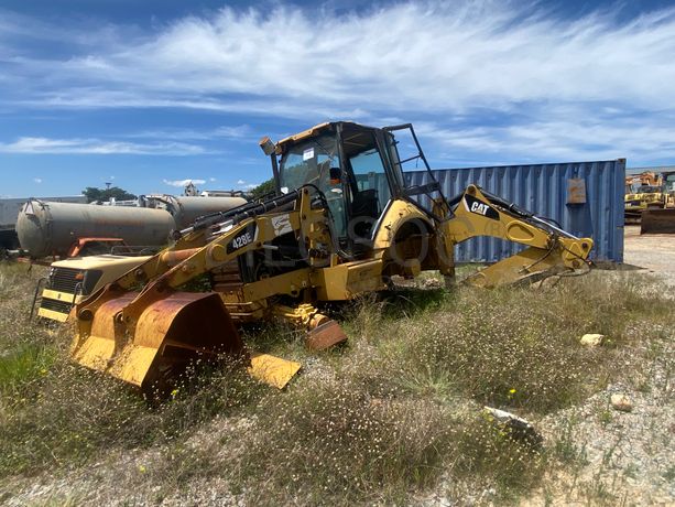 Retroescavadora CATERPILAR 428 E