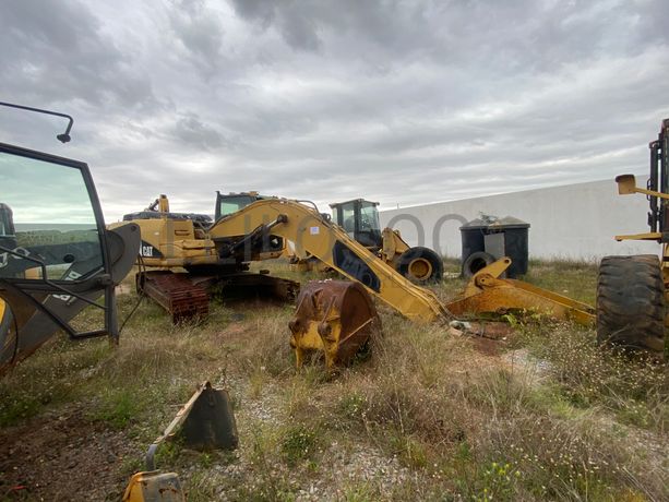 Escavadora CATERPILAR 324 DLN