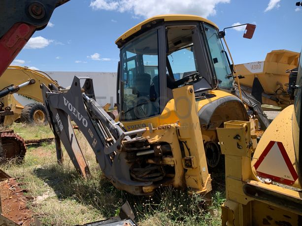 Retroescavadora VOLVO BL71B