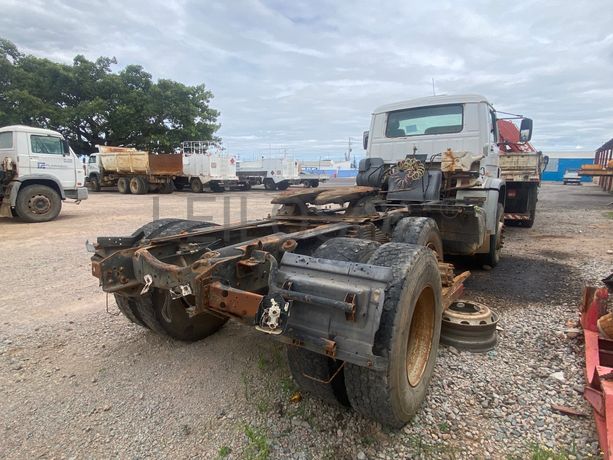 Camião Trator (Cavalo Mecânico) Volkswagen Worker 31-310