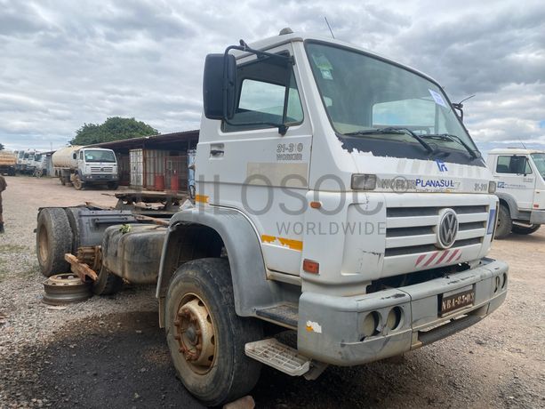 Camião Trator (Cavalo Mecânico) Volkswagen Worker 31-310
