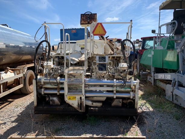 Espalhadora de Asfalto Terex CR462