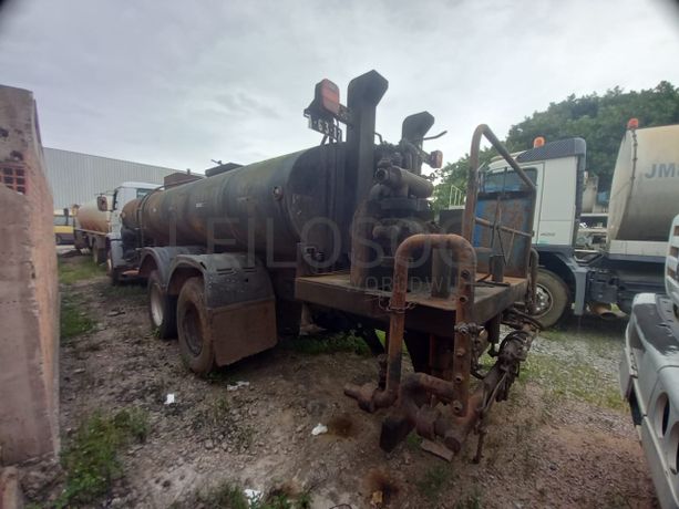 Camião Cisterna VOLKSWAGEN Worker 31-310