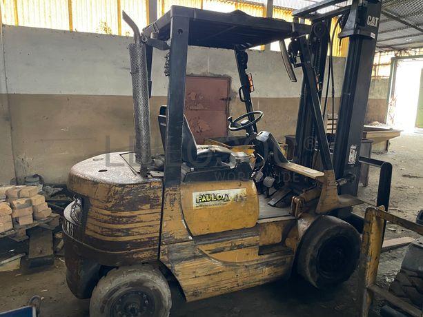 Empilhador CAT