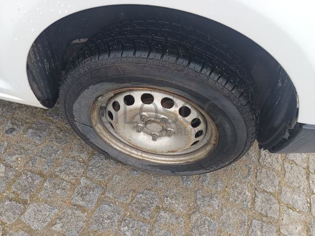 Volkswagen Caddy · Ano 2009