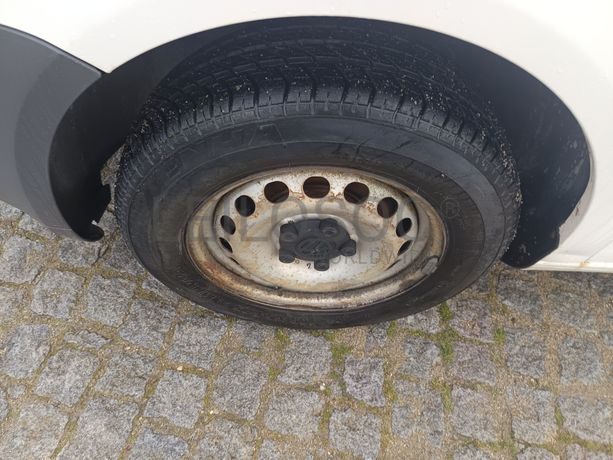 Volkswagen Caddy · Ano 2009