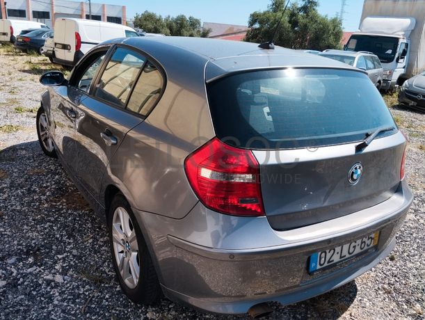 BMW 118d · Ano 2011