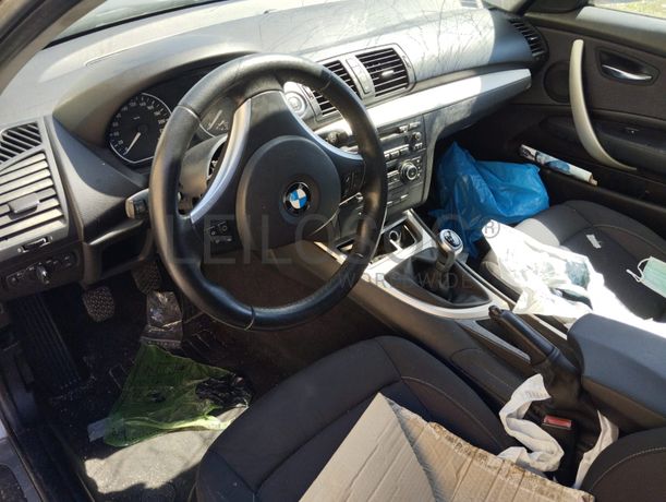 BMW 118d · Ano 2011