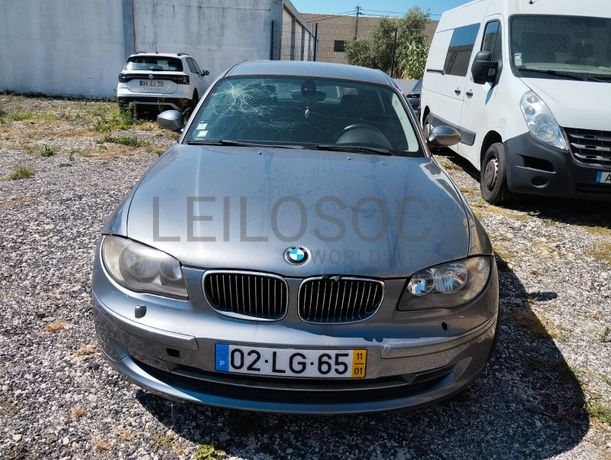 BMW 118d · Ano 2011
