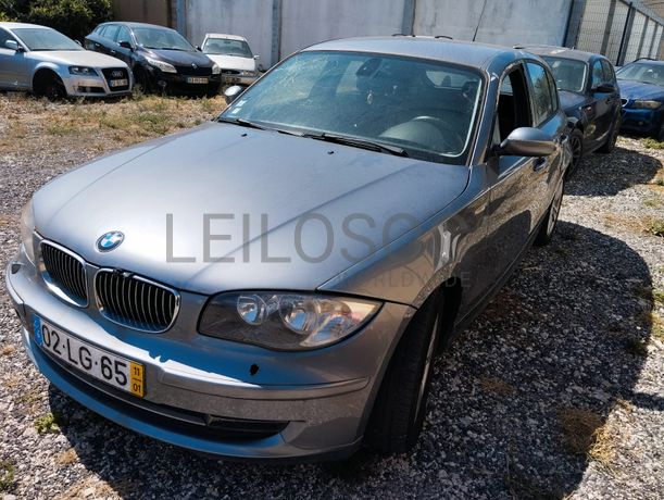 BMW 118d · Ano 2011