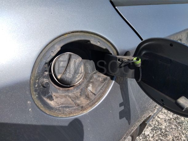 BMW 118d · Ano 2011